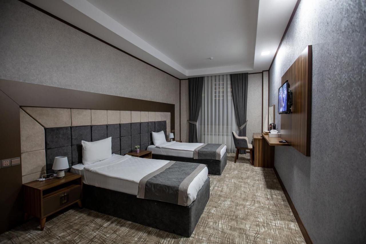 Volga Hotel Baku Bagian luar foto