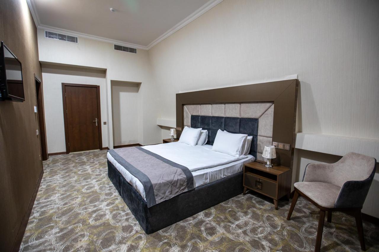 Volga Hotel Baku Bagian luar foto